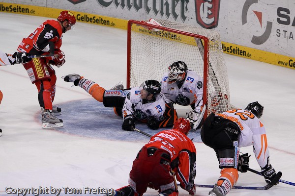 Scorpoins 16_11_08  037.jpg - Hannover Scorpions